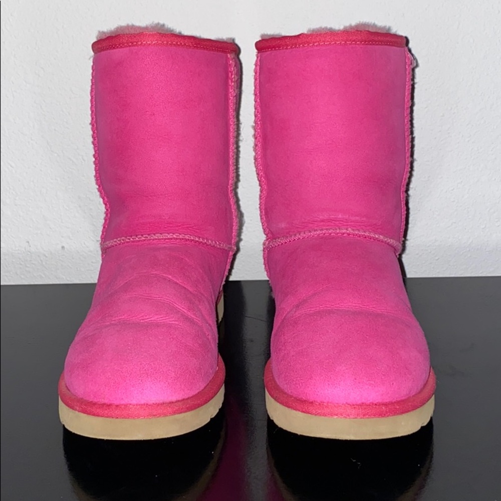 Classic Women's Short Shearling Boot - Hot Pink - Picture 4 of 6